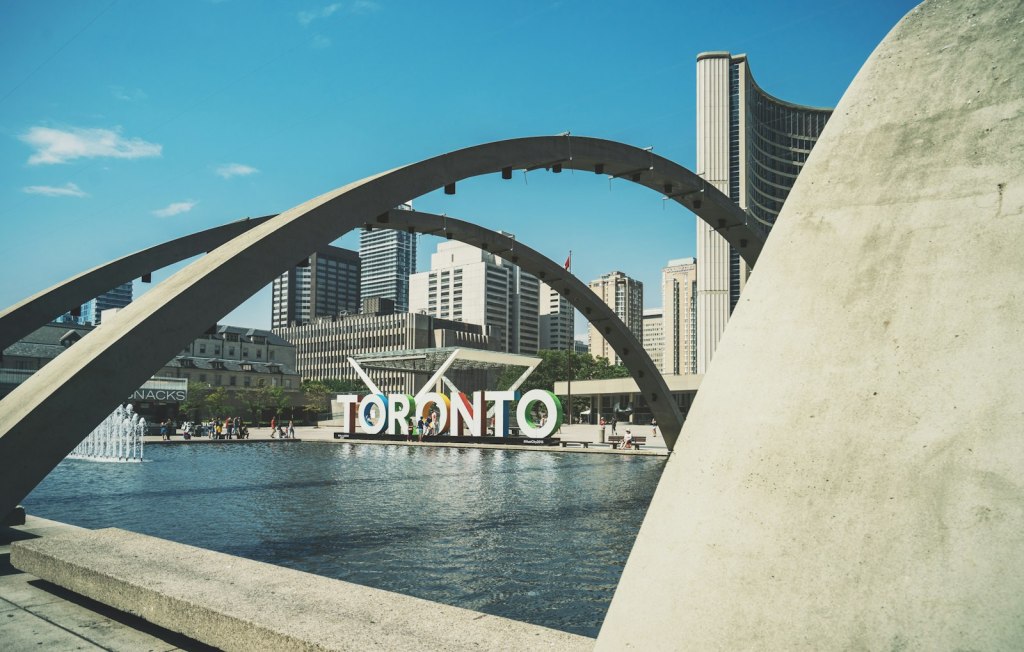 Toronto City Hall's curved towers seen from Nathan Phillips Square